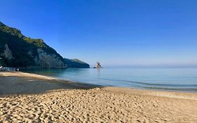 Sebastian'S - Agios Gordios Beach